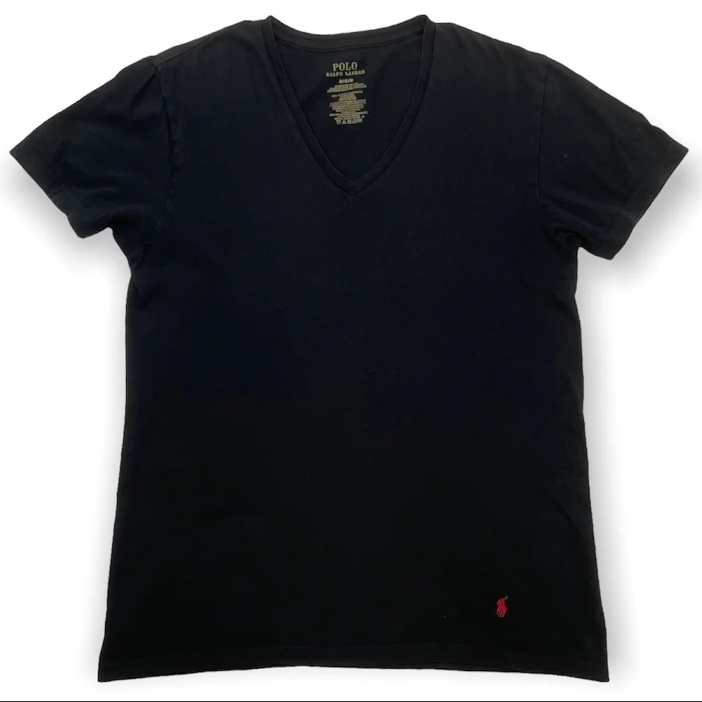 Polo men’s 100% cotton black short sleeve V-neck T-shirt, medium​​​​​​​​​